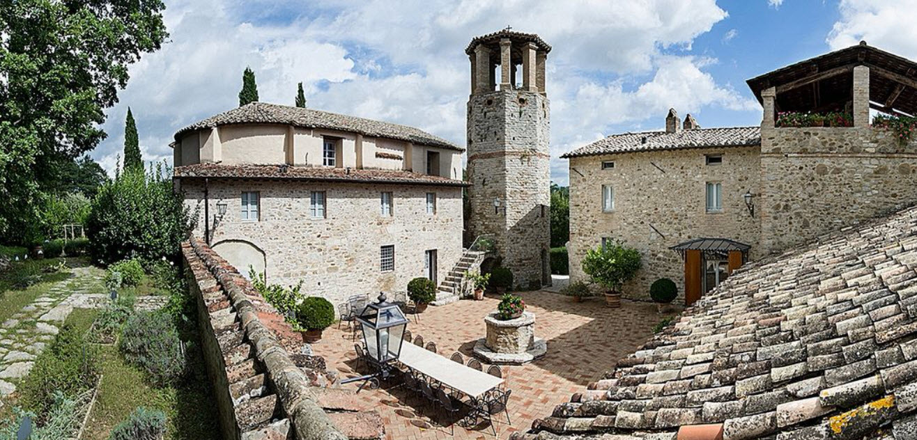 Castello di Bugnara, Italy